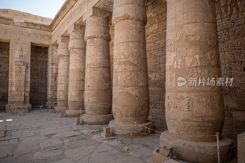 Medinet Habu神庙的柱子